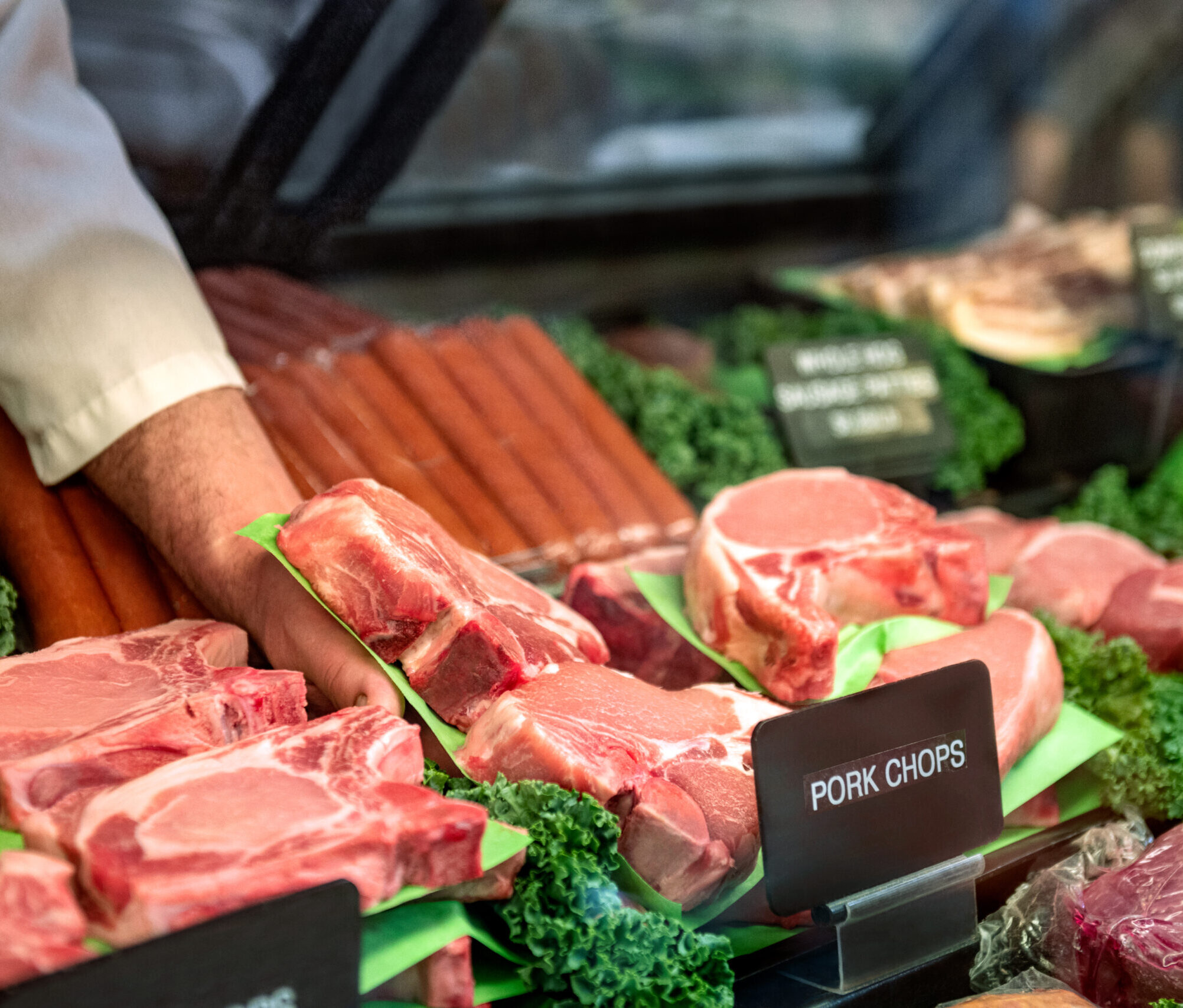 Butcher Meat vs Supermarket Meat: Which Meat is Better? – The